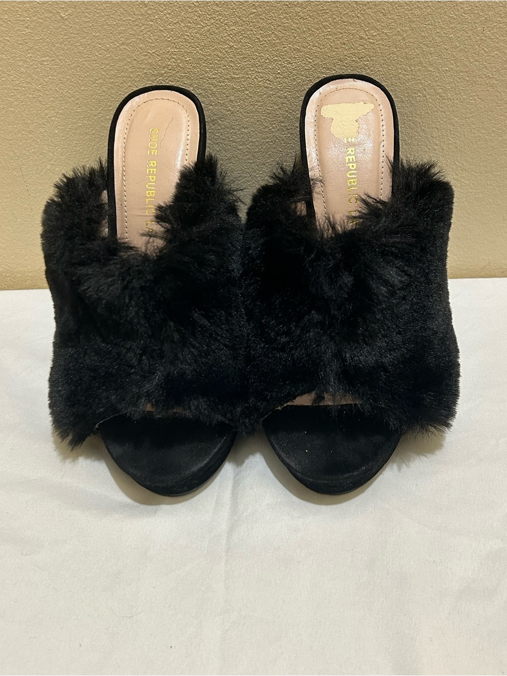 Black Faux Fur Slide Sandals - Women's